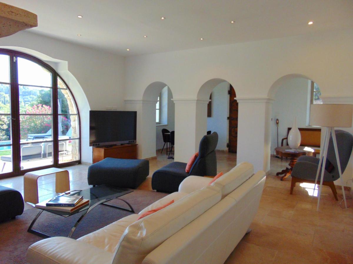 L'Elegante Bastide En Pierre Avec Vue Sur Le Vieux Village De موجا المظهر الخارجي الصورة