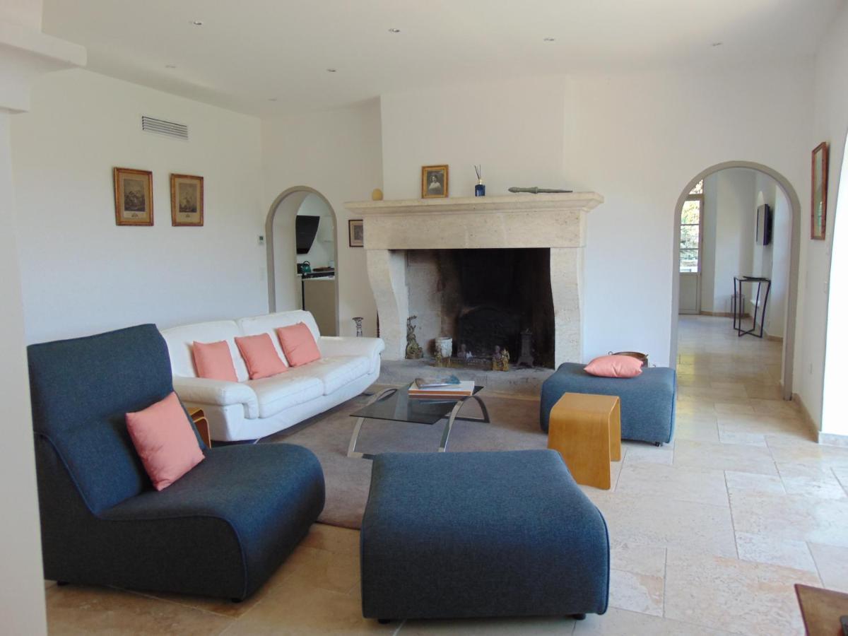 L'Elegante Bastide En Pierre Avec Vue Sur Le Vieux Village De موجا المظهر الخارجي الصورة